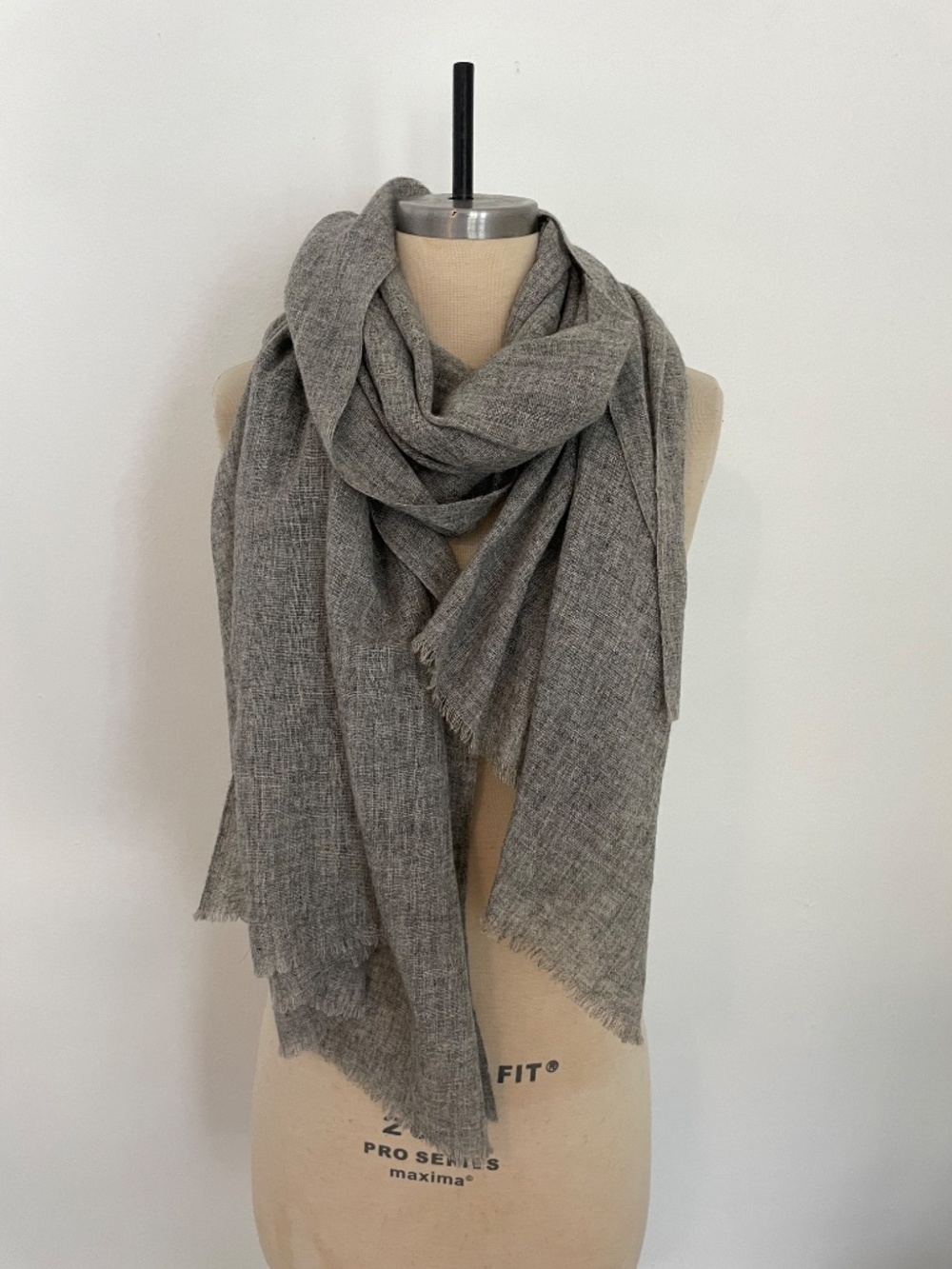 Emanuel Ungaro 100% Cashmere Oversized Long Scarf, Heather Gray Gauze, Unisex